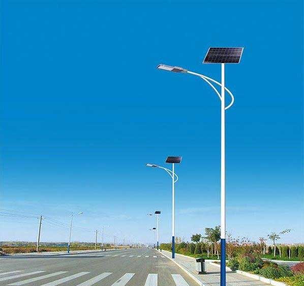 為什么太陽能路燈在城里很罕見？